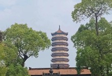 探险者的传奇（穿越险恶山谷，追寻前人足迹）