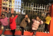 文学水平高，语言流畅、优美。