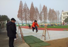 青春的脚印，不止于此。（青春的脚印，不止于此。）
