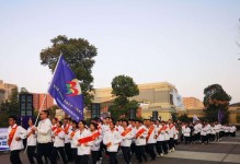 坚持梦想，奔向未来（一位年轻人的成长之路）