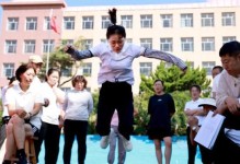跳绳选手的冠军之路（以韧性超越极限，夺得世界冠军）