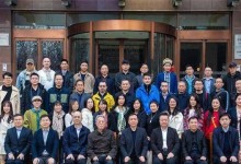 点燃生命的火苗（一个人的努力可以改变自己和他人）