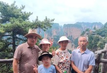 爸爸的无私奉献（一位普普通通的父亲，却是孩子心中最伟大的英雄）