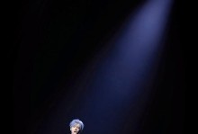 那个令人永生难忘的瞬间（一个简单的故事，却令人百思不得其解）